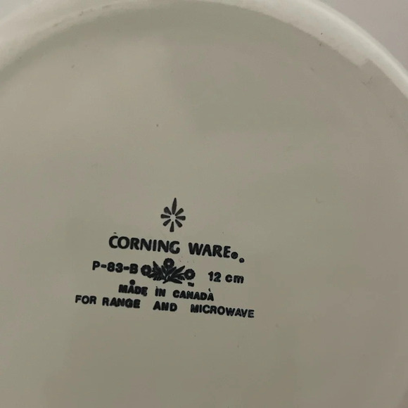 Vintage Corning Ware “Spice of Life” Skillet - Picture 9 of 10
